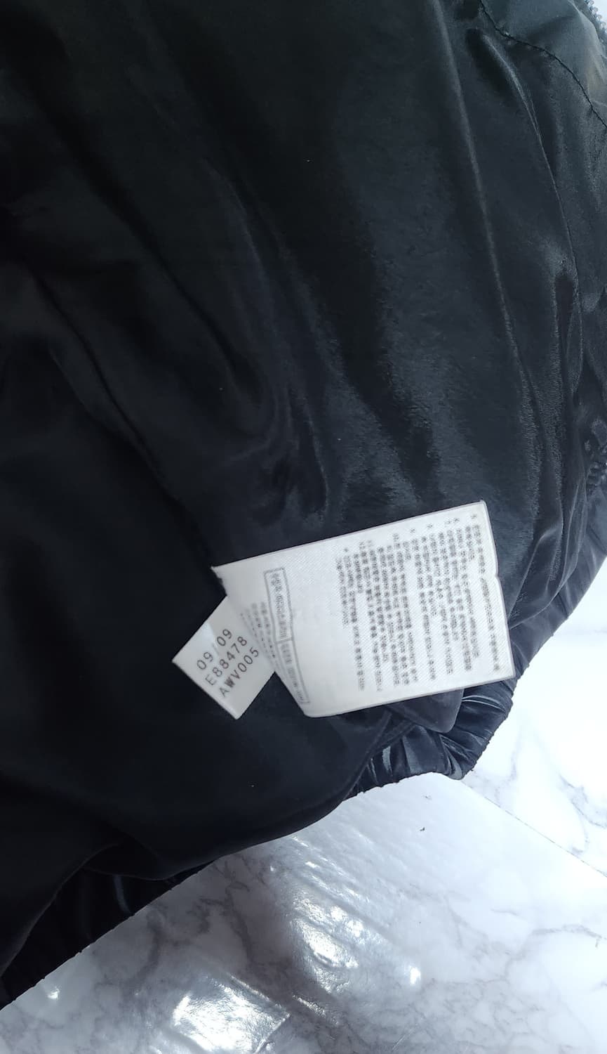 아디다스 Y2K 유광 블랙 패딩 자켓 상품이미지7