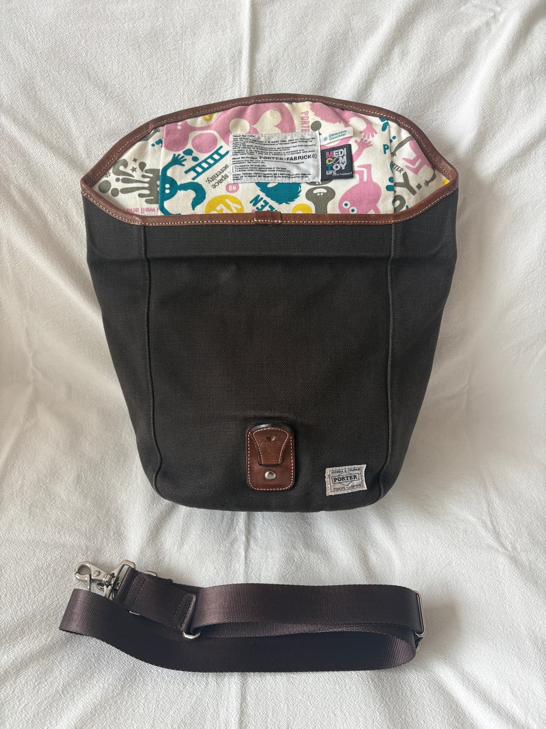 요시다포터 x 메디콥토이 숄더백 상품이미지3