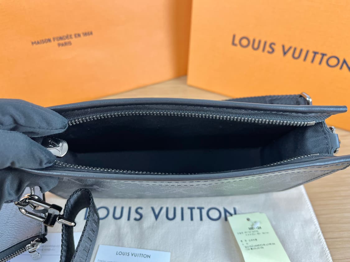 루이비통 가스통 웨어러블 상품이미지9