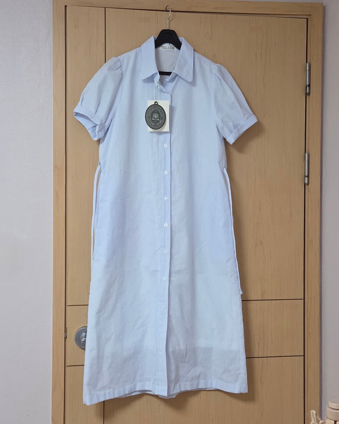 택달린새상품) 틸아이다이 스트라이프 시어서커 원피스 블루 하늘색 스트링  상품이미지4