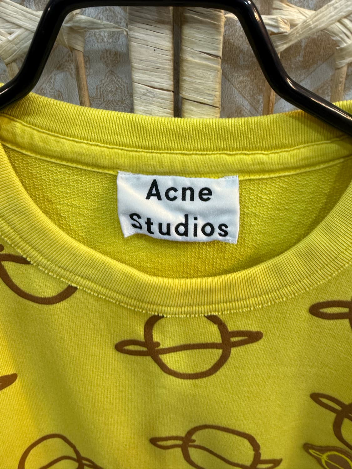 66-77 정품 아크네스튜디오 맨투맨 팝니다 상품이미지2