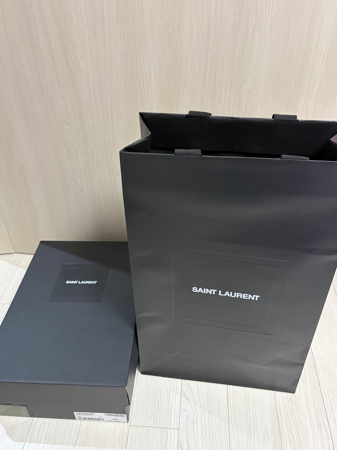 생로랑 SL61 화이트 레드 스니커즈 41(260) 상품이미지9