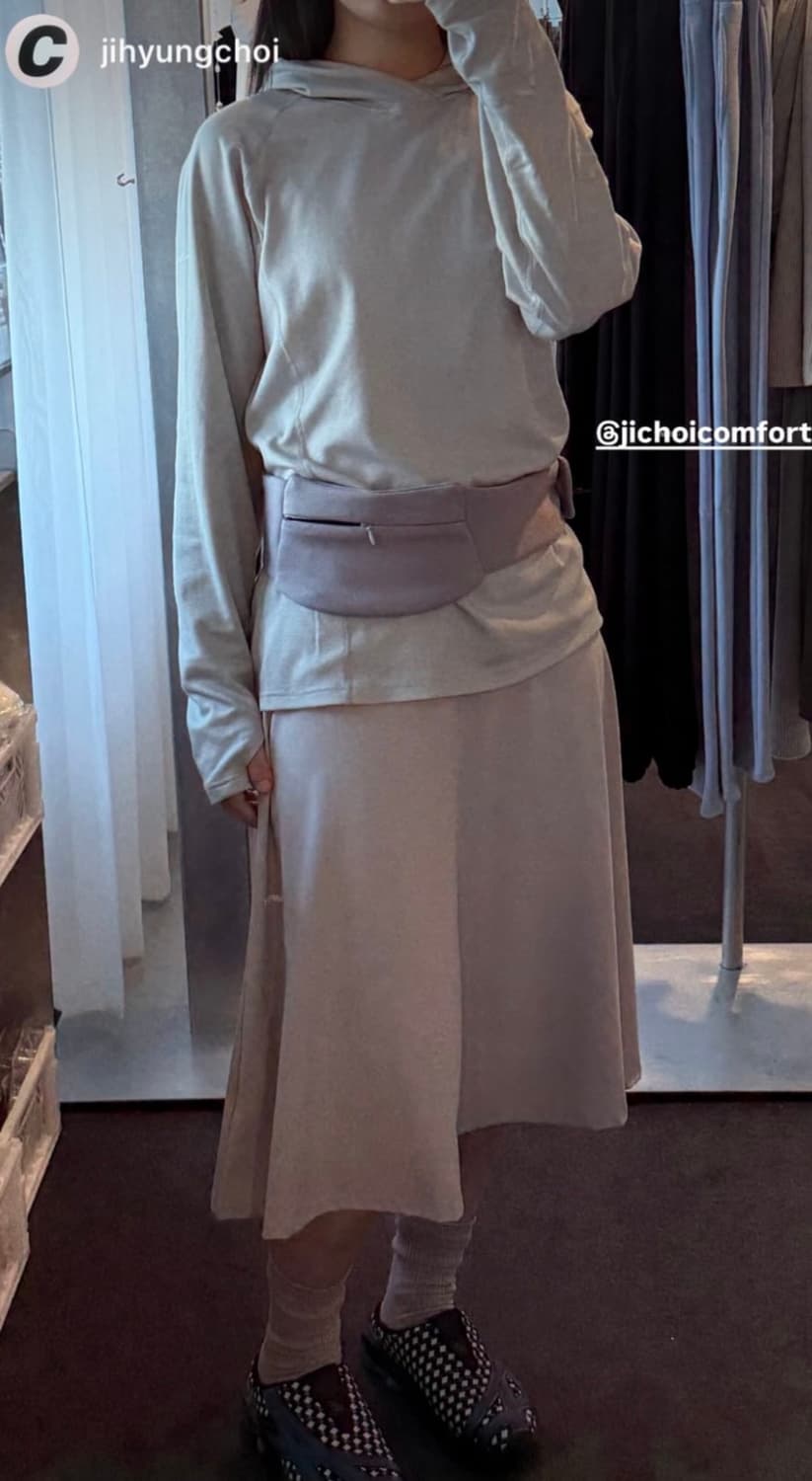 지초이 25-003 HOODED LONG SLEEVE (CASTFORM) 상품이미지2