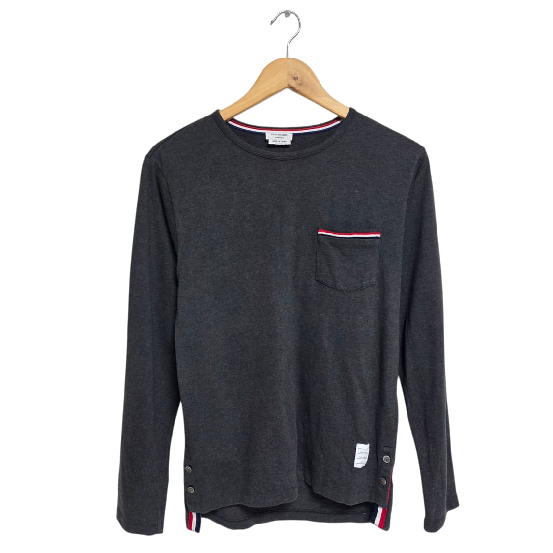 톰브라운 포켓삼선 긴팔 티셔츠 상품이미지1