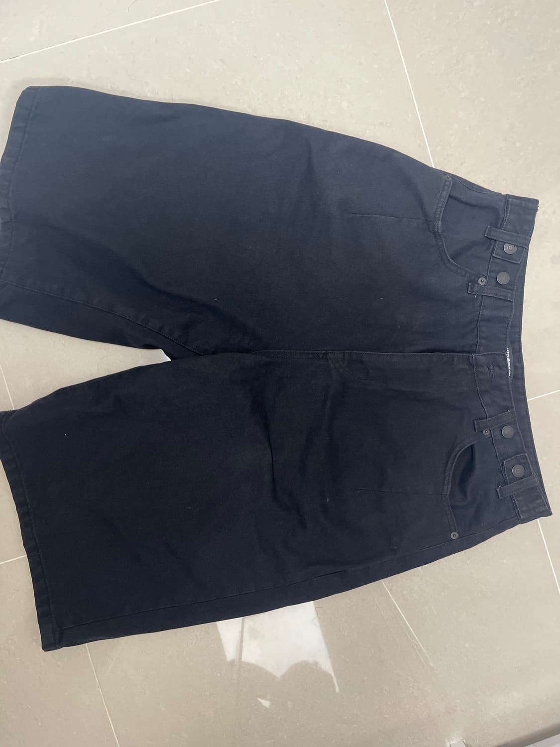 해칭룸 숏츠 상품이미지2