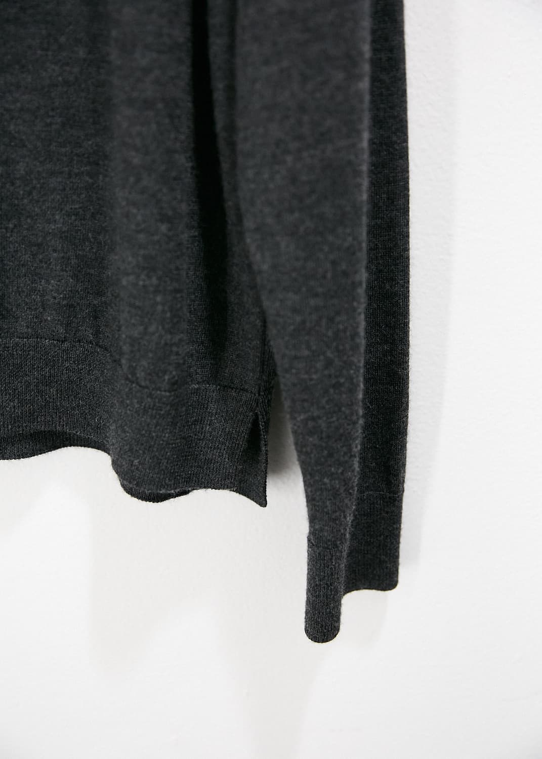 Neck Detail Sweater 상품이미지3