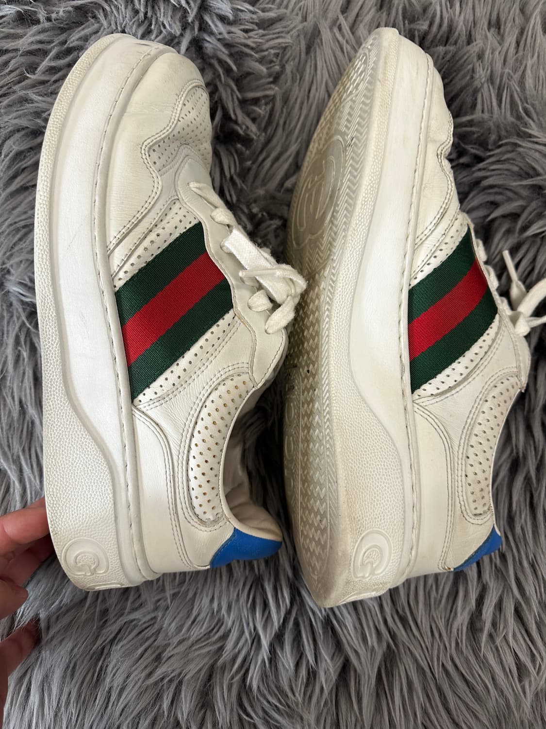 GUCCI 구찌 웹 엠보싱 스니커즈 상품이미지4