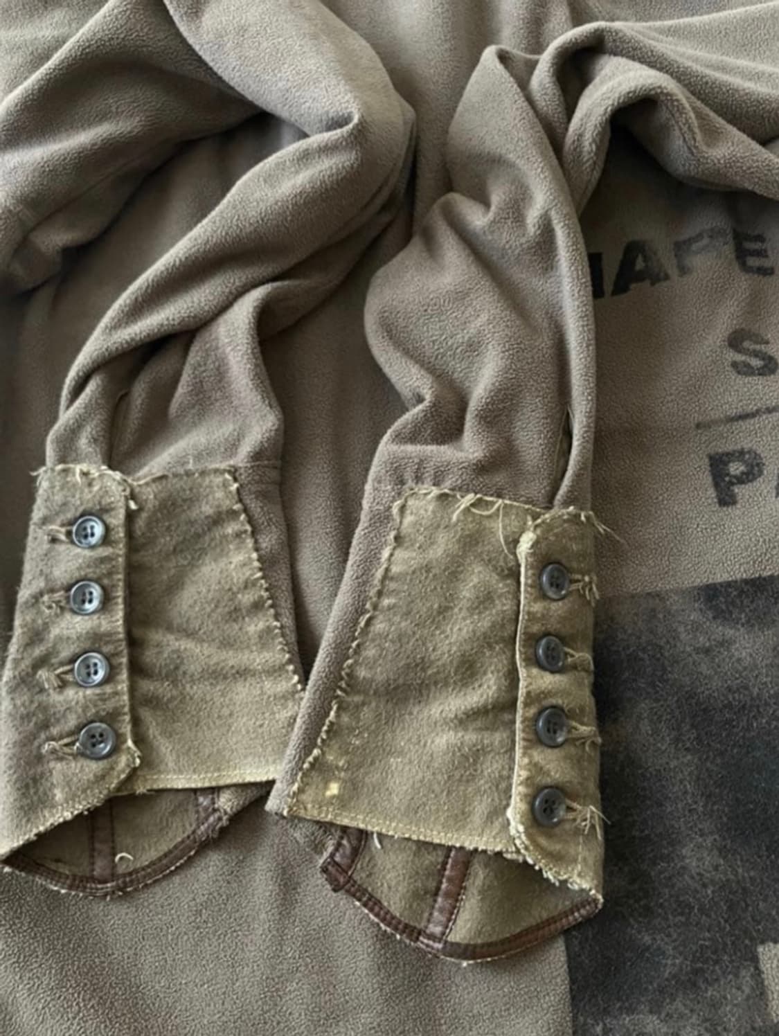 “Share Spirit” 00s Archive 상품이미지7