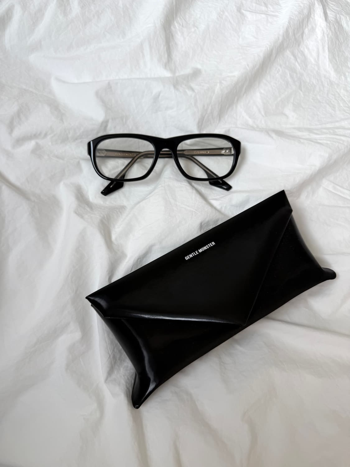 젠틀몬스터 PEBBLE L 블랙 상품이미지1