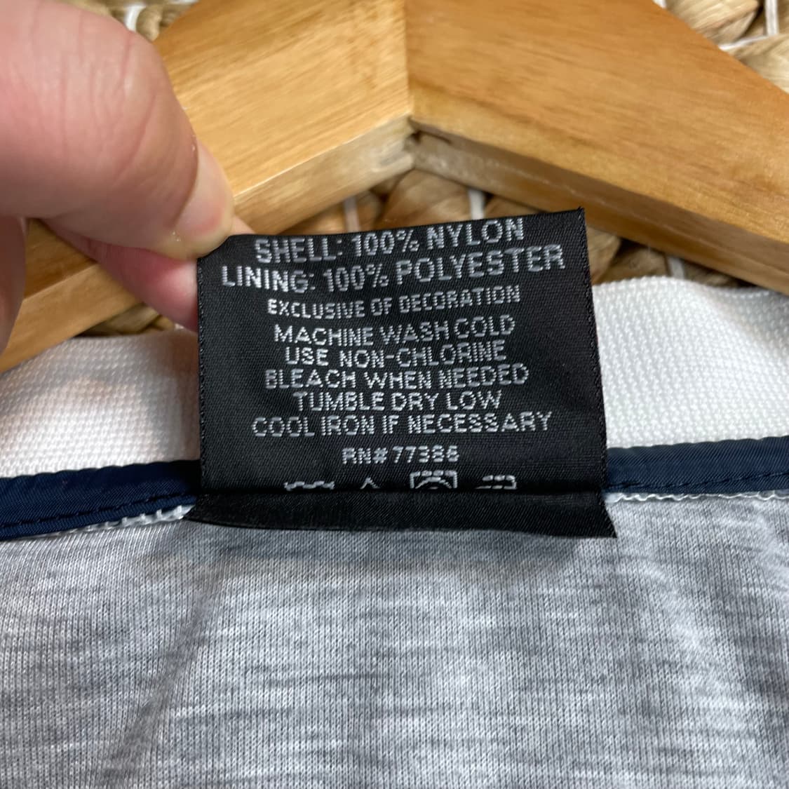 00s Stitches NY 양키즈 빅로고 나일론 웜업 상품이미지9