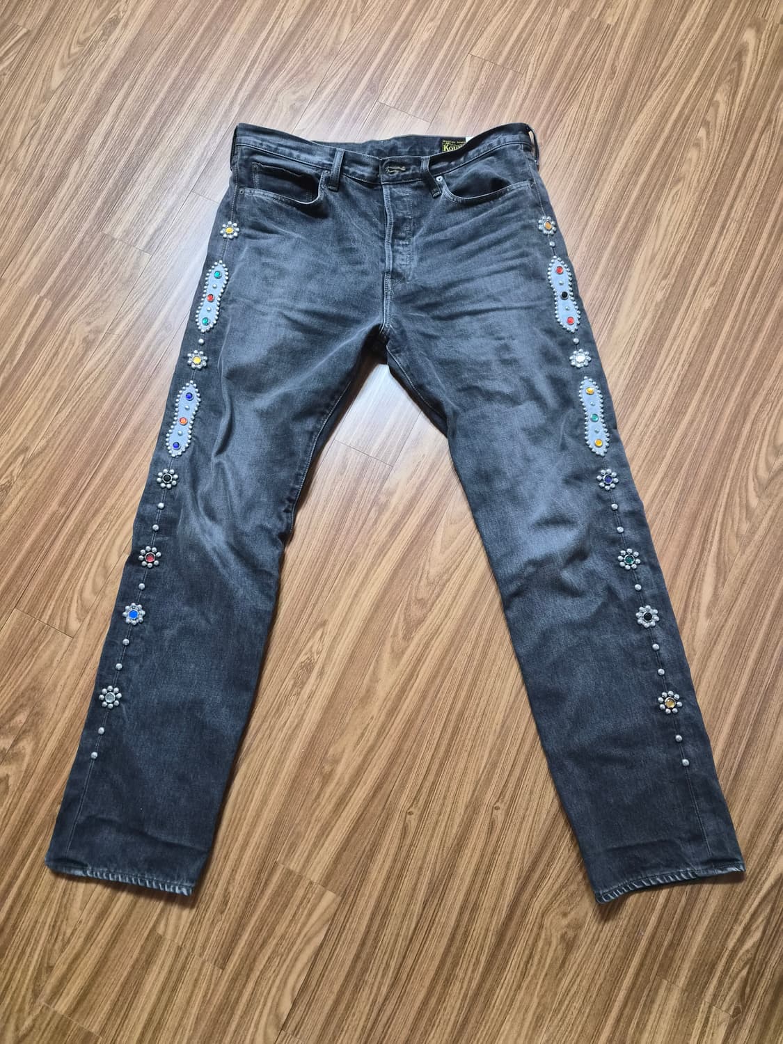 캐피탈 잼스톤 블랙 36 상품이미지1