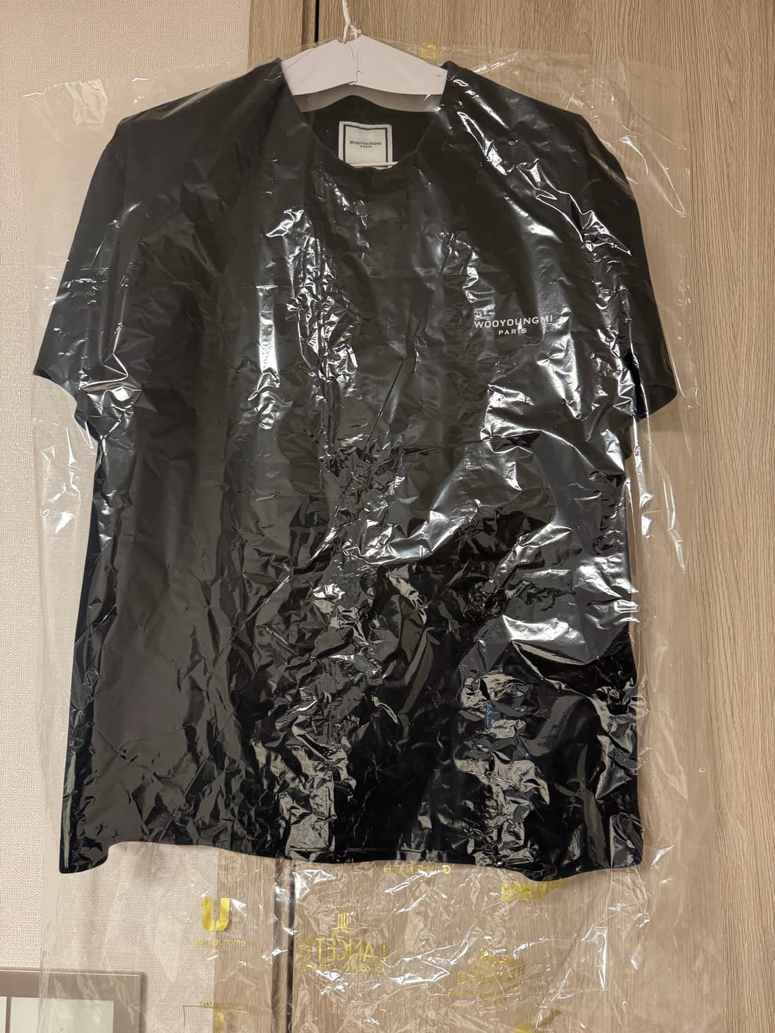 22 우영미 백 플라워 로고 티셔츠 블랙 판매합니다. 상품이미지9