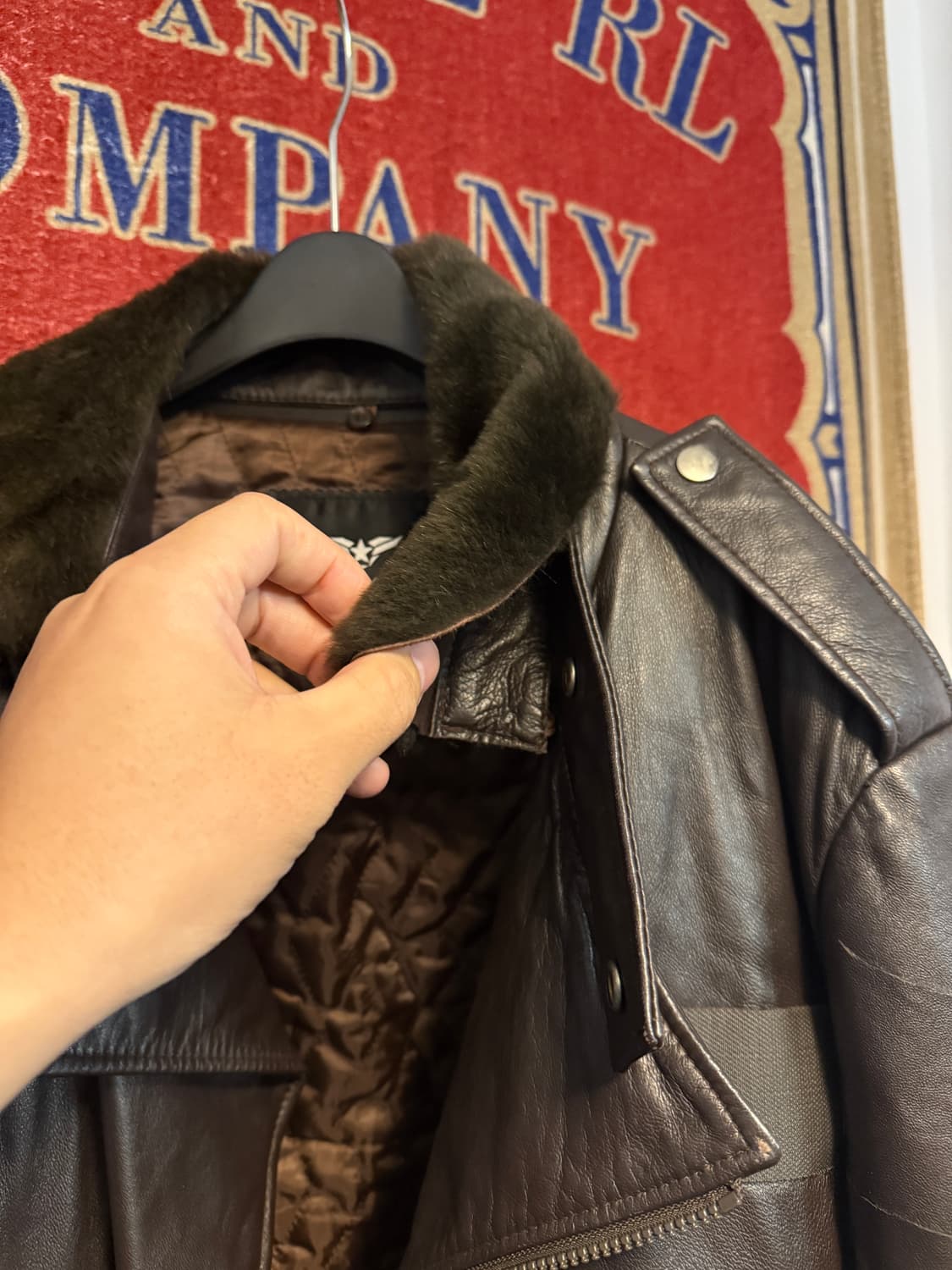 Designed by JINTEOK 진태옥 퍼카라 레더 플라이트 자켓  상품이미지8