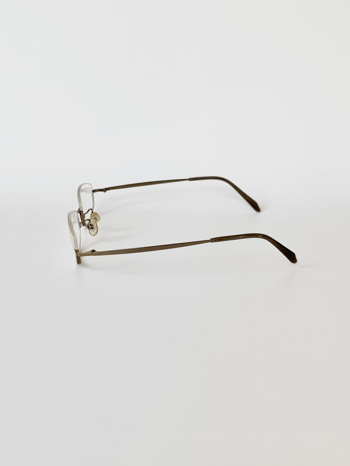 [픽키-579] 언더림 다크 골드 안경테 상품이미지3