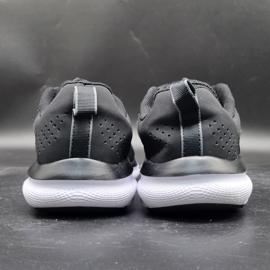 언더아머 UA차지드 어서트9 런닝화275 상품이미지4