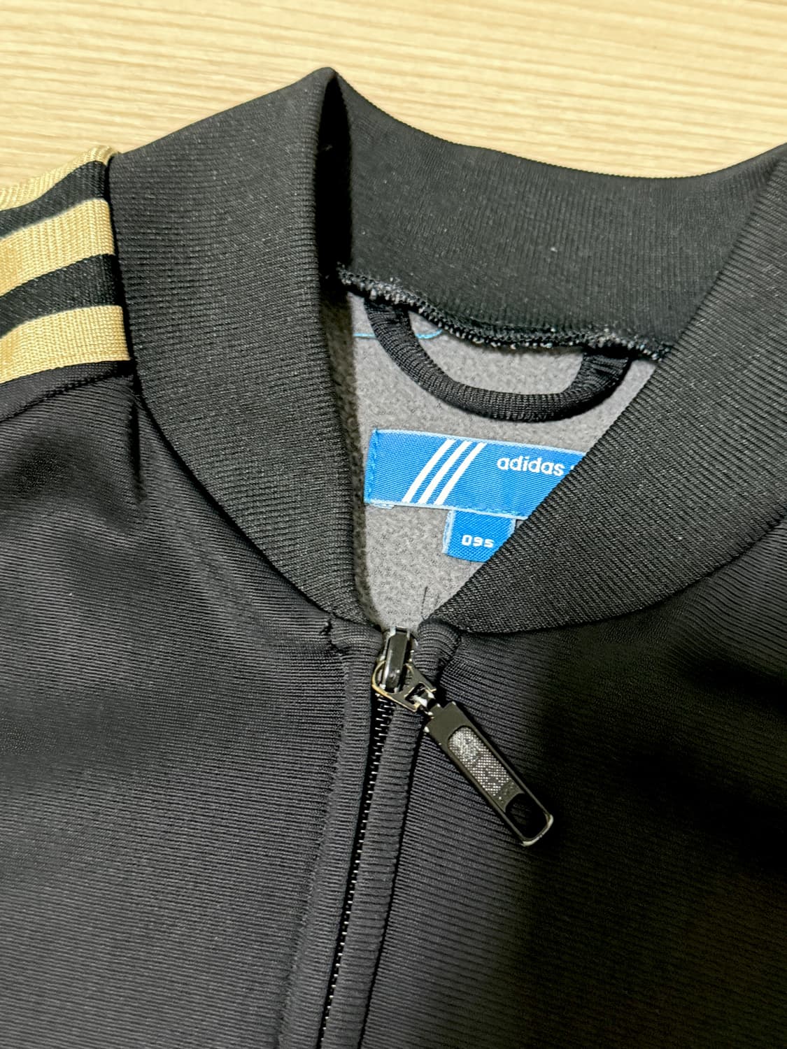 빈티지 골드 아디다스져지(95) 판매 상품이미지3