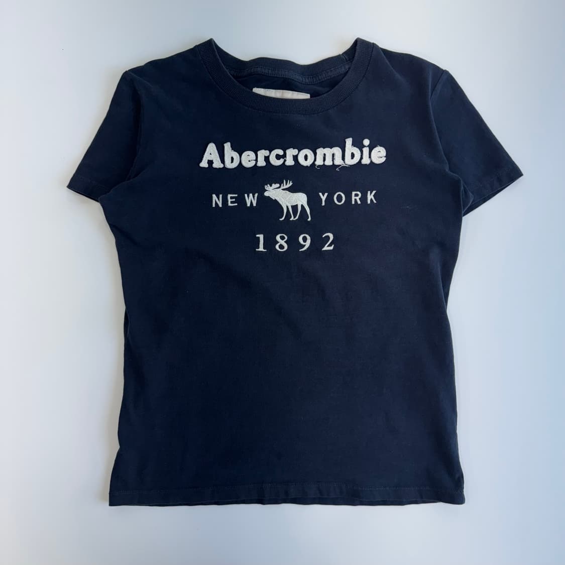 Abercrombie 아베크롬비 스펠아웃 로고 네이비 반팔   상품이미지3