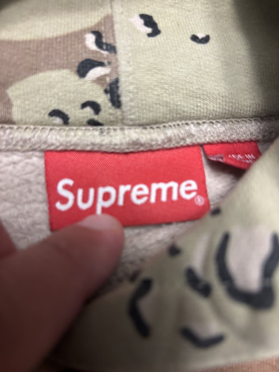 20FW 슈프림 피스 후드티 초콜릿 칩 카모 상품이미지2