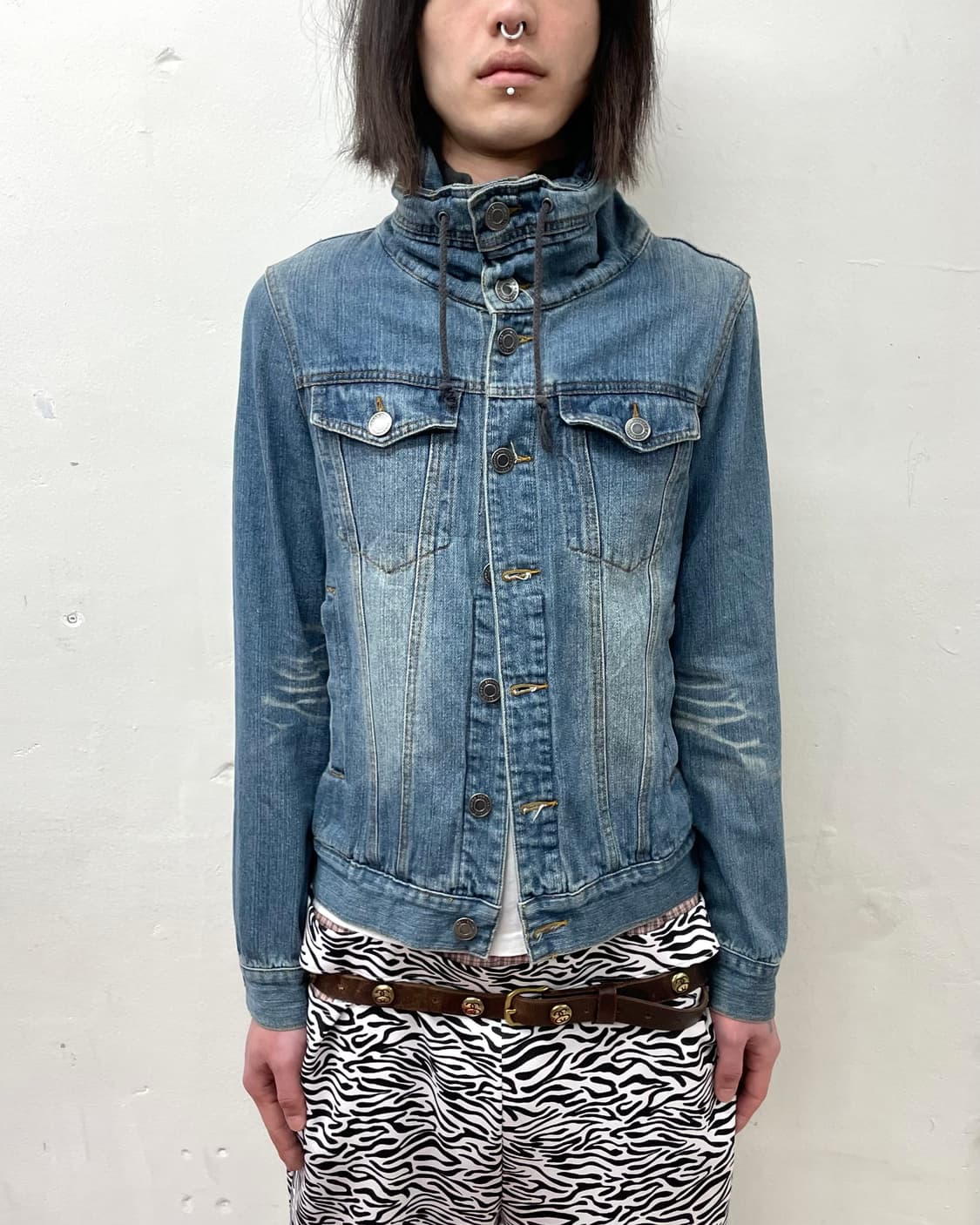 neck zipper high-neck denim jacket  상품이미지1