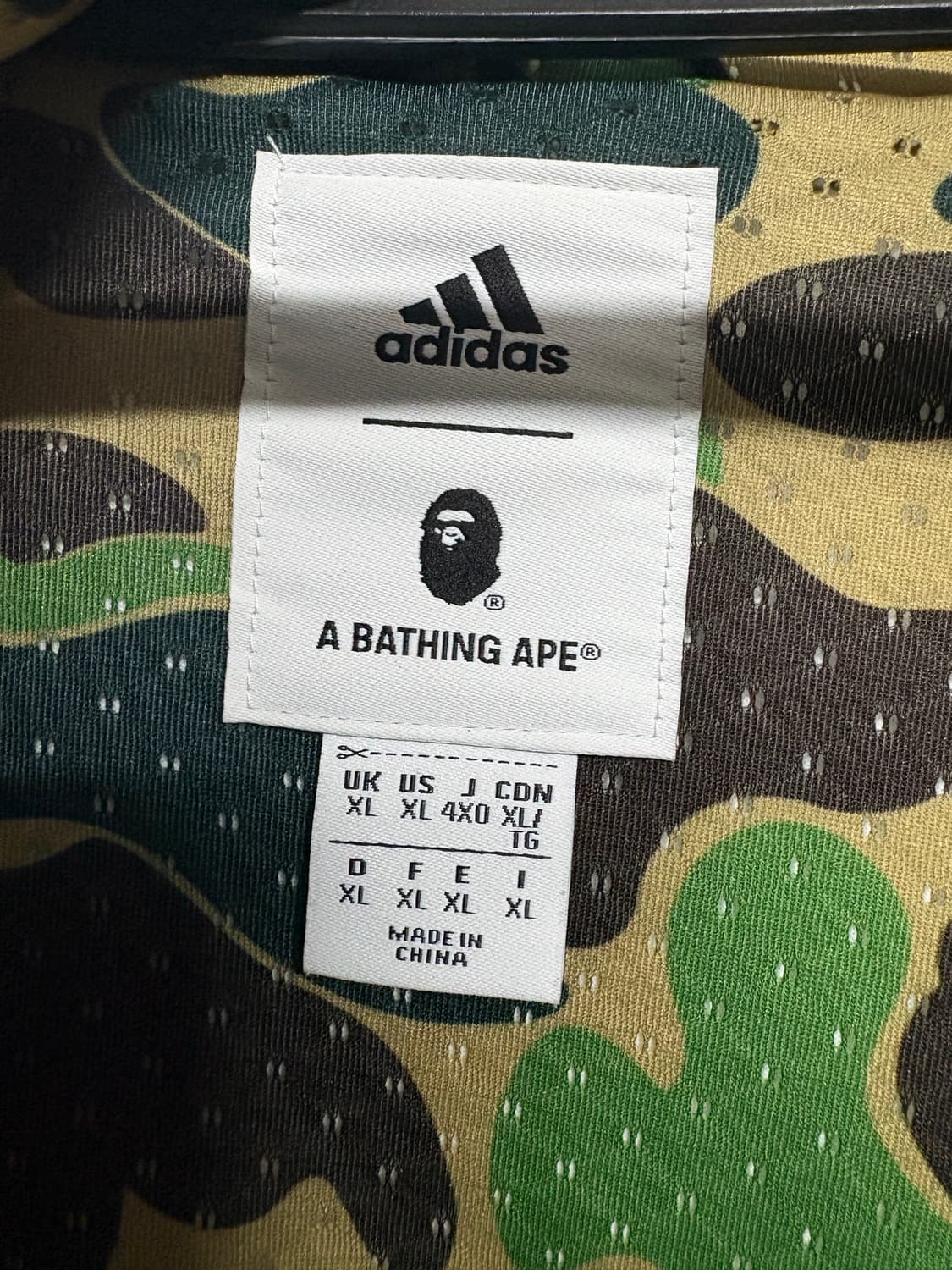 베이프 아디다스 녹계 샤크 풀 집업 져지 2xl 상품이미지5