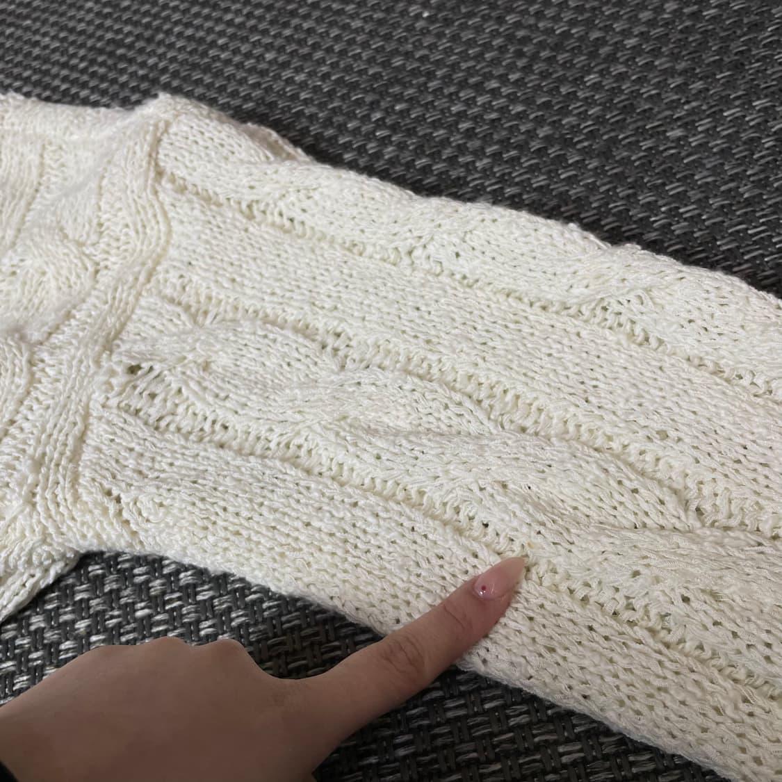 마땡킴 아이보리 지퍼 디테일 케이블 긴팔 니트 F 상품이미지7