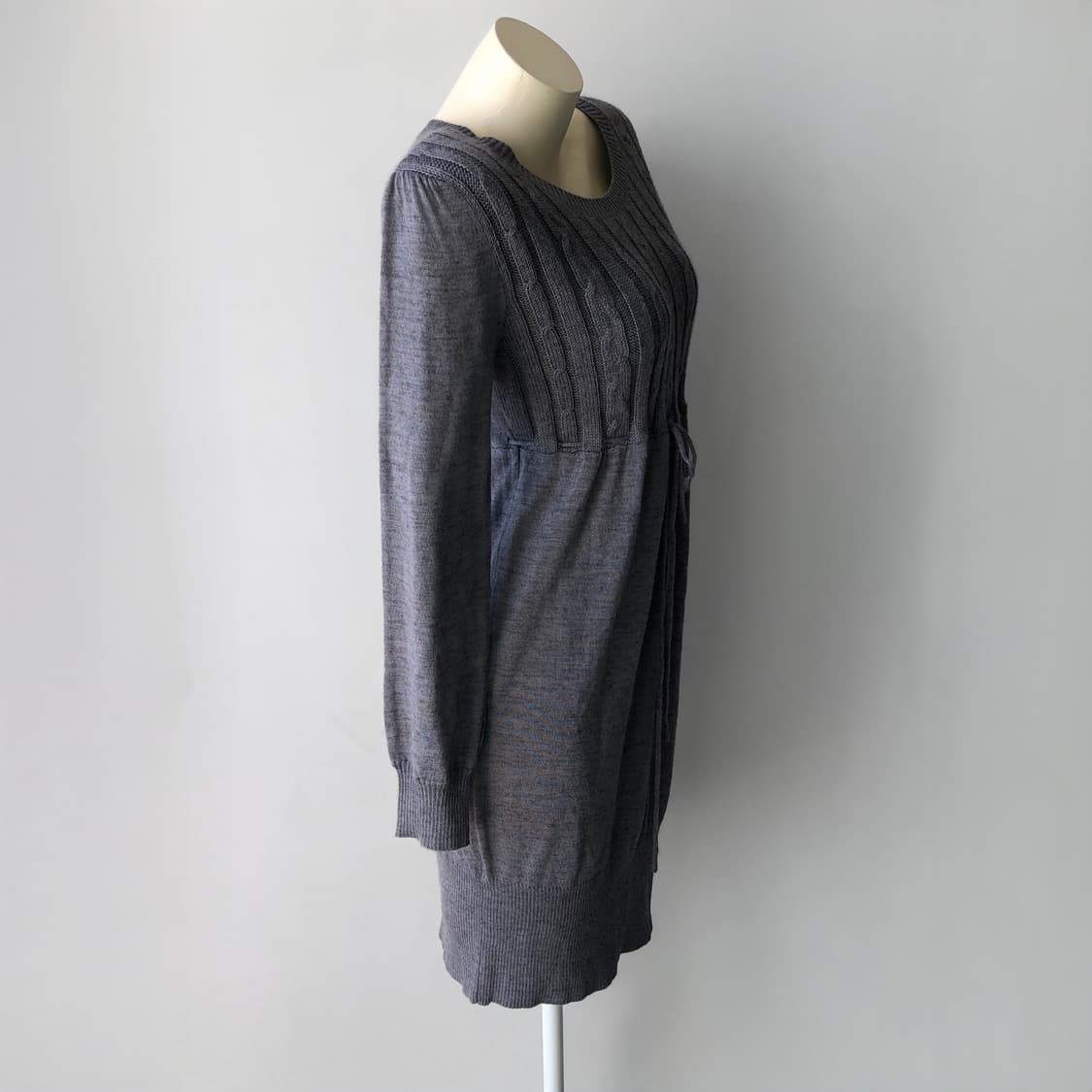 그레이 트위스트 리본 롱 니트 원피스 상품이미지5