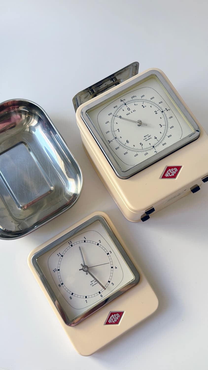Vintage wesco kitchen scale & clock 상품이미지2