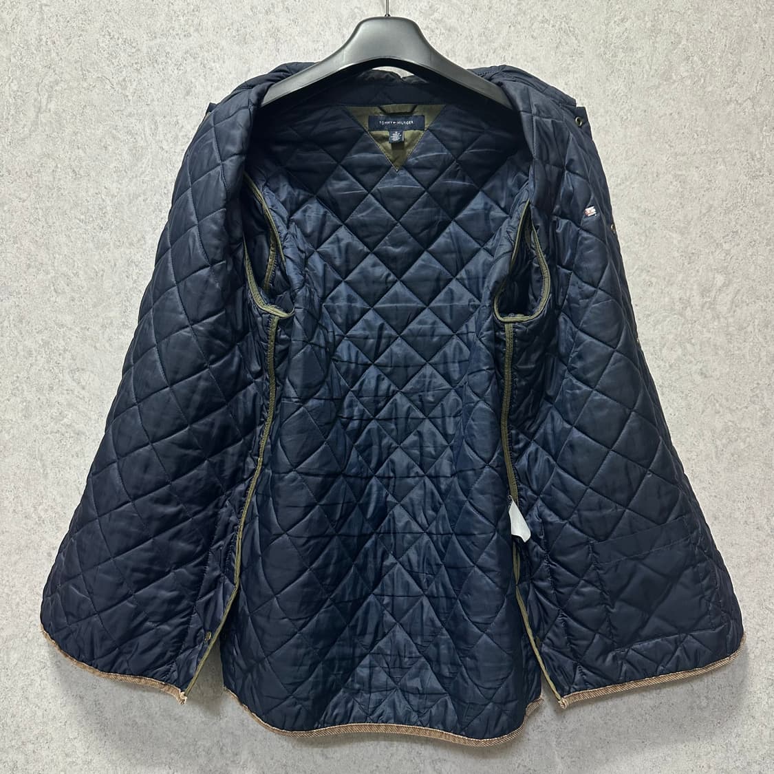 100 타미힐피거 남자 포인트카라 누빔 퀄팅패딩 상품이미지4