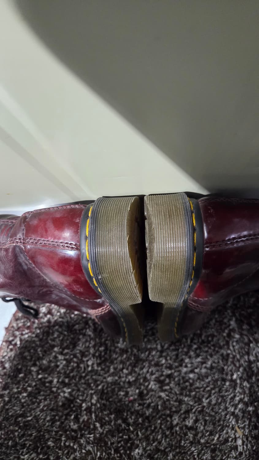 닥터마틴 1460 체리레드 레더 부츠 상품이미지7