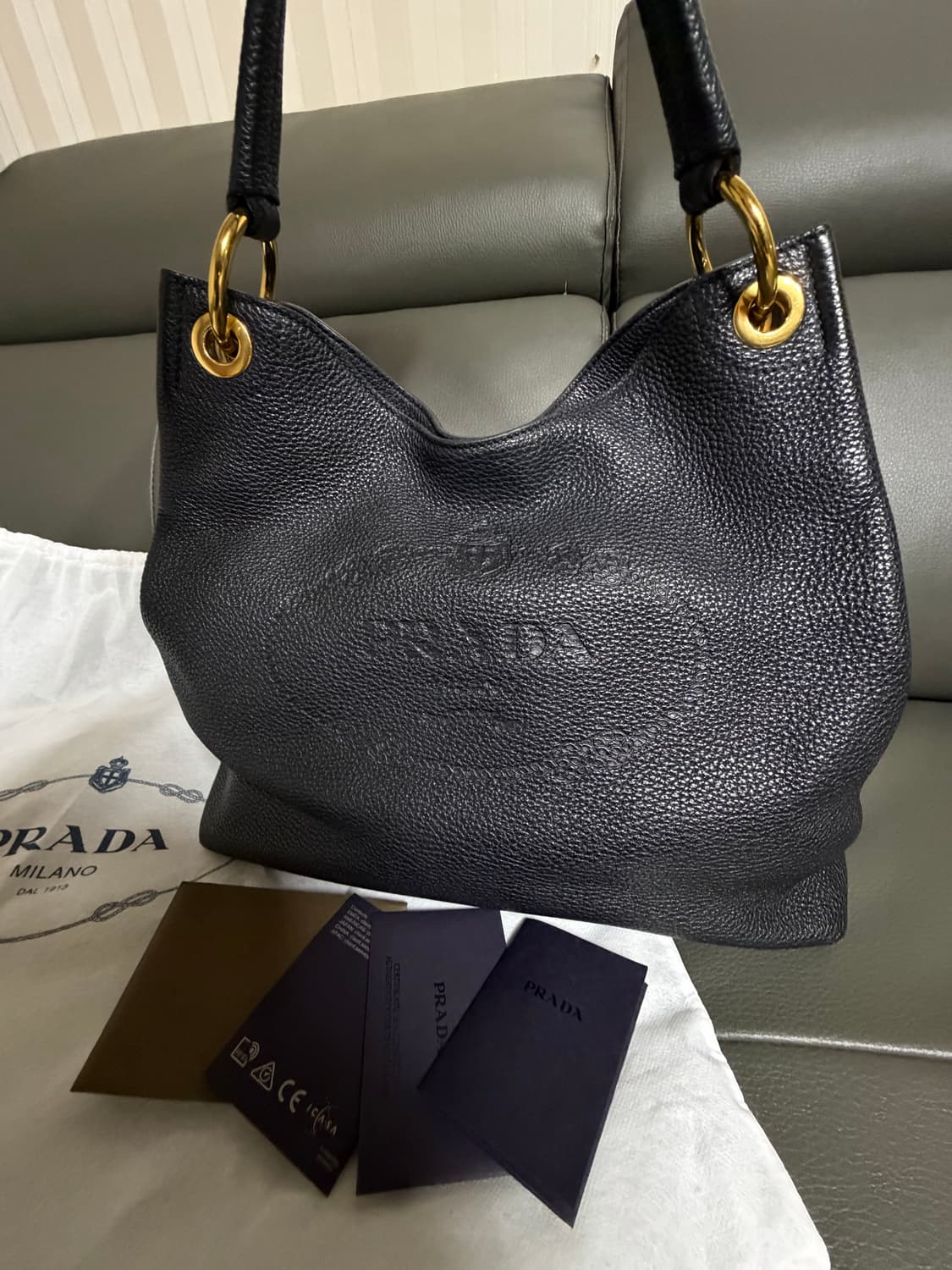 프라다 숄더백 상품이미지1