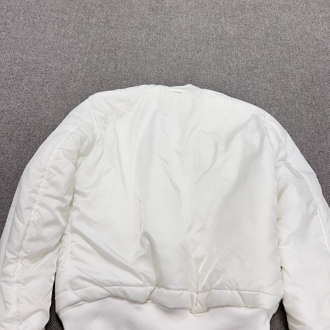 알파인더스트리 화이트 아이보리 리버시블 MA-1(L) 상품이미지4