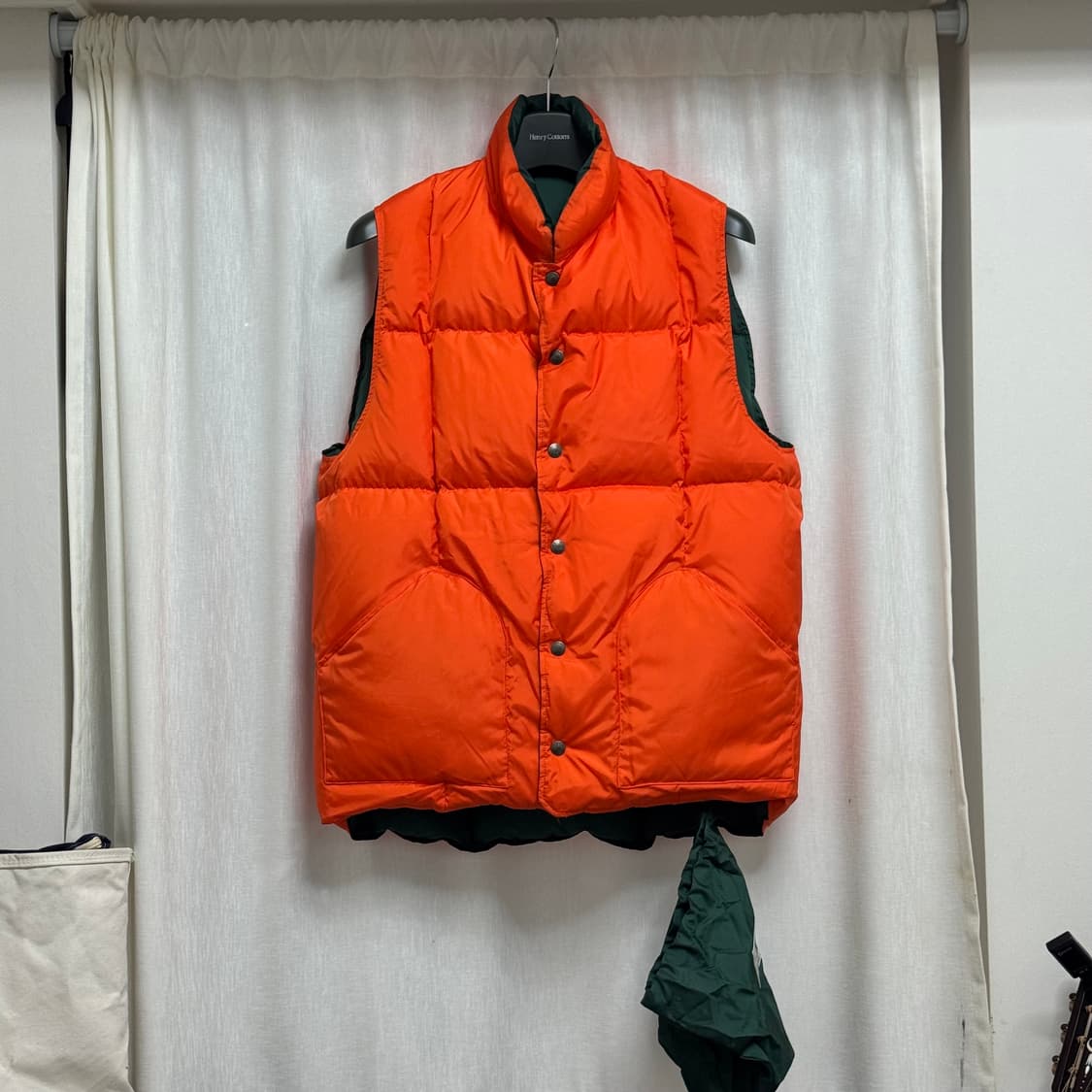 새상품 L) 빔즈 시에라디자인 리버시블 패딩 베스트 김원중 상품이미지3