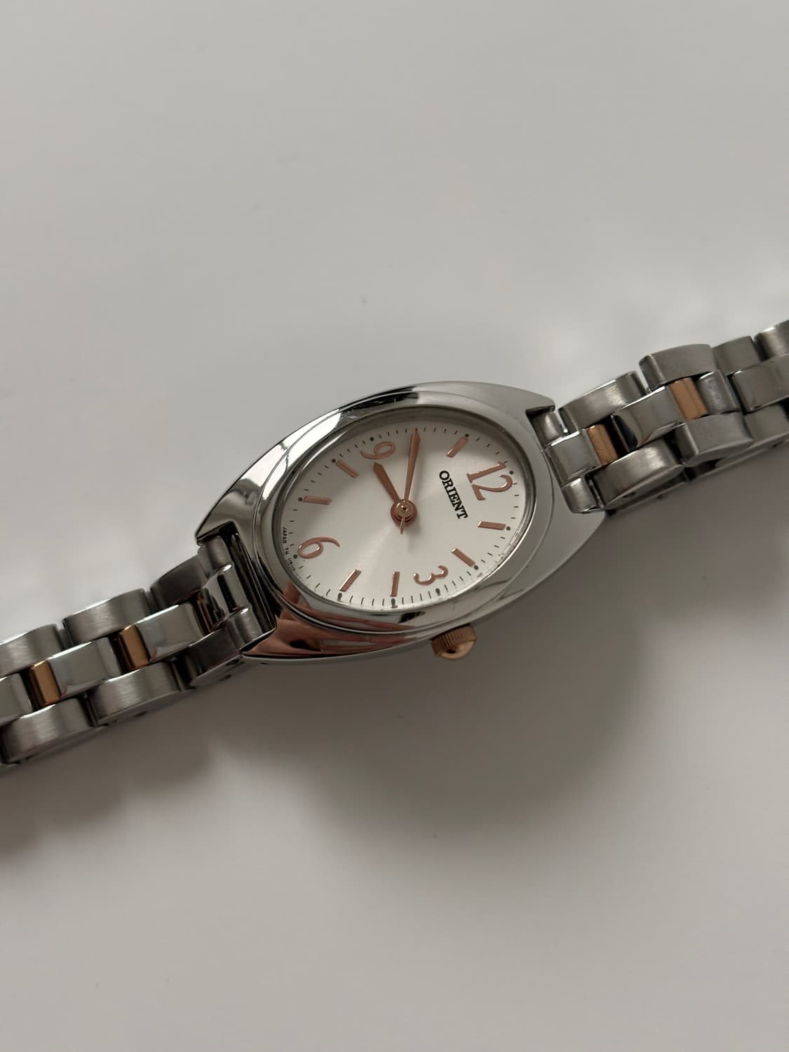 오리엔트 1990년대 빈티지 시계 실버 오벌 쿼츠 여성 상품이미지4