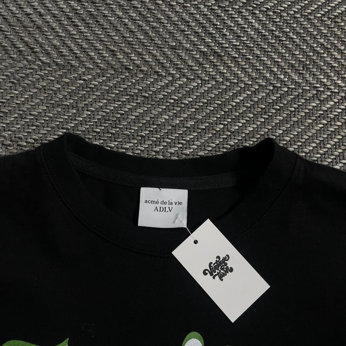 아크메드라비 빅로고 크롭 티셔츠o 4226 상품이미지4