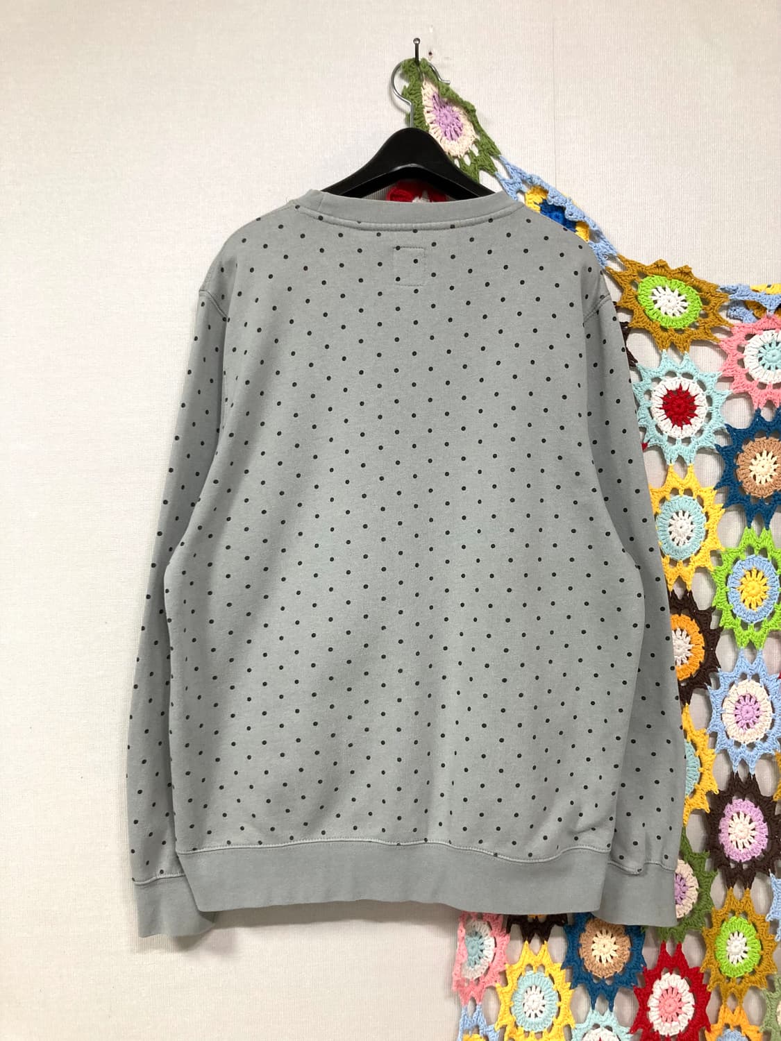 Stussy 스투시 스펠아웃 도트 땡땡이 맨투맨 _ 연그레이 상품이미지5