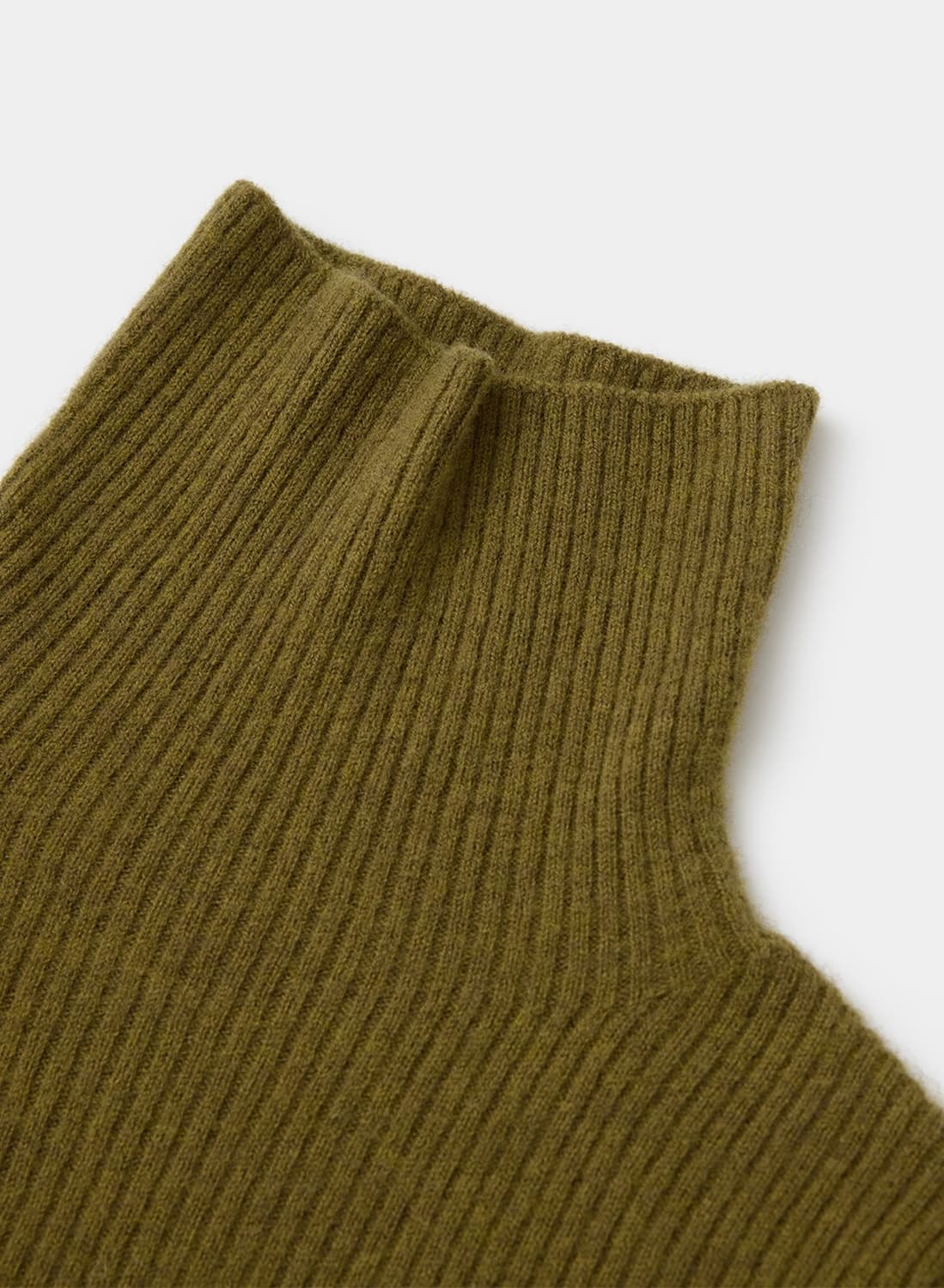 알투더블유 R2W 레슬리 터틀넥 니트 상품이미지3