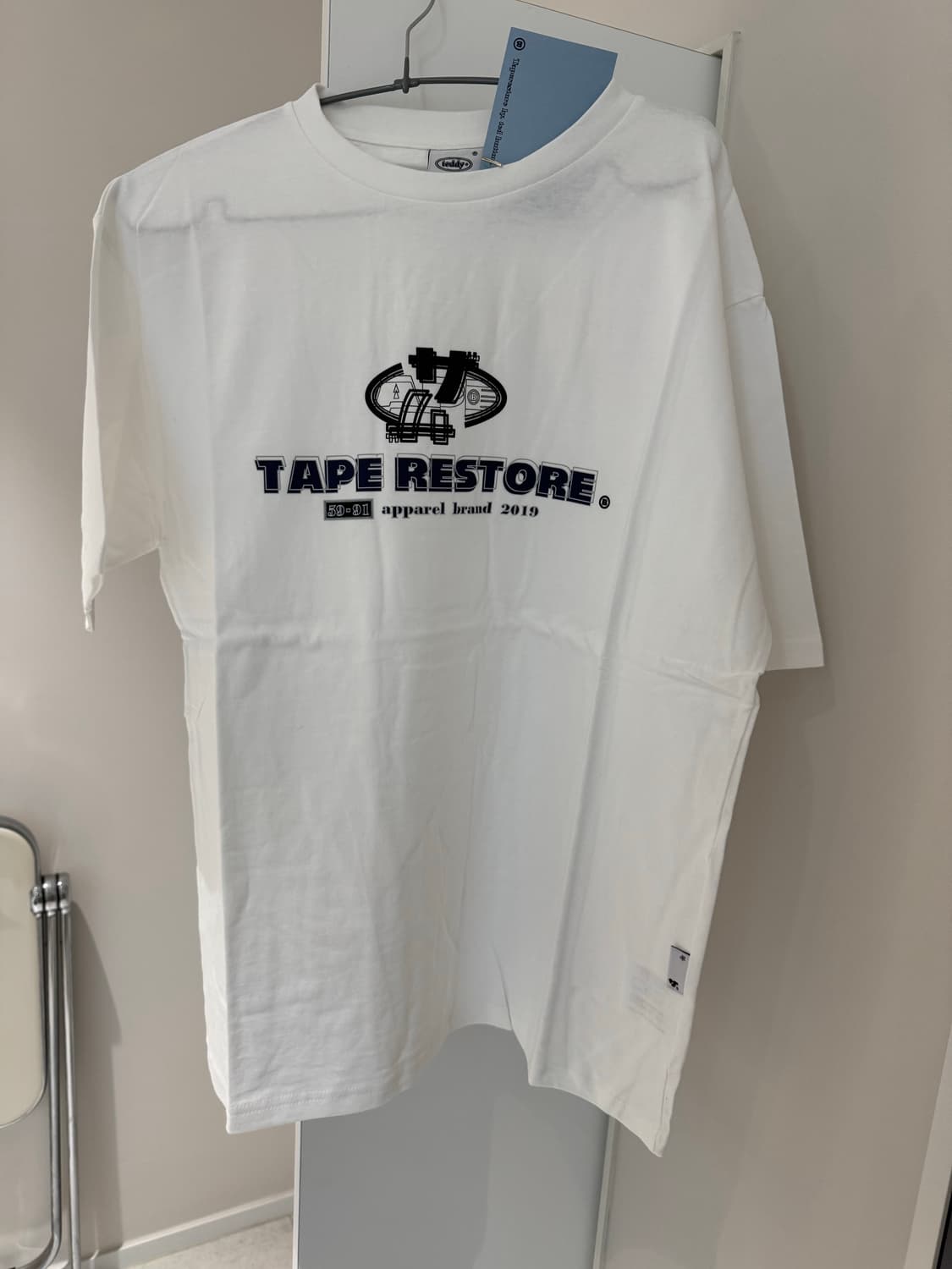 테이프리스토어 반팔 티셔츠 os 상품이미지1