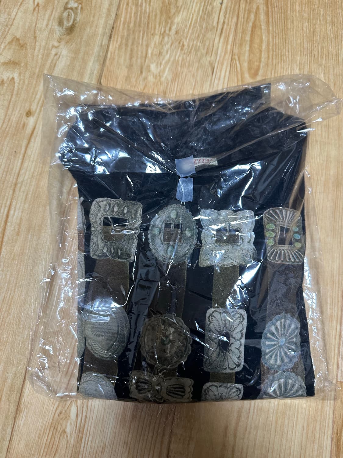 캐피탈 롱슬리브 판매 상품이미지1