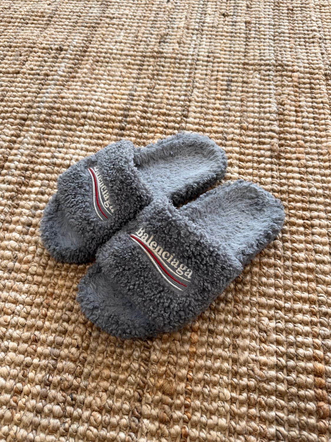 발렌시아가 퍼 슬리퍼 40 상품이미지3