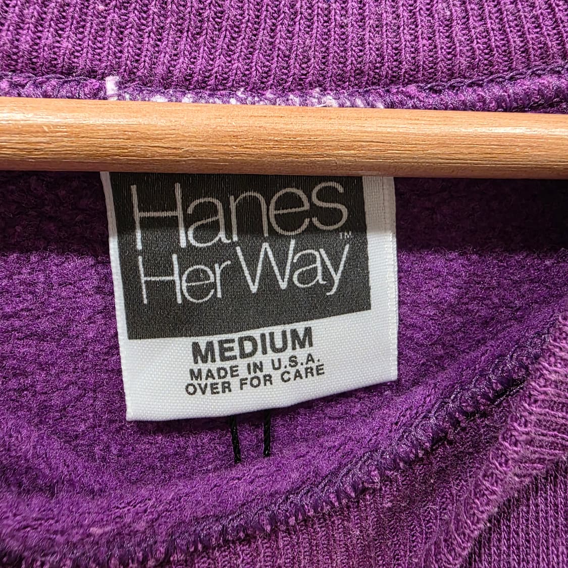 헤인즈(Hanes) 빈티지 그래픽 퍼플 맨투맨 상품이미지2