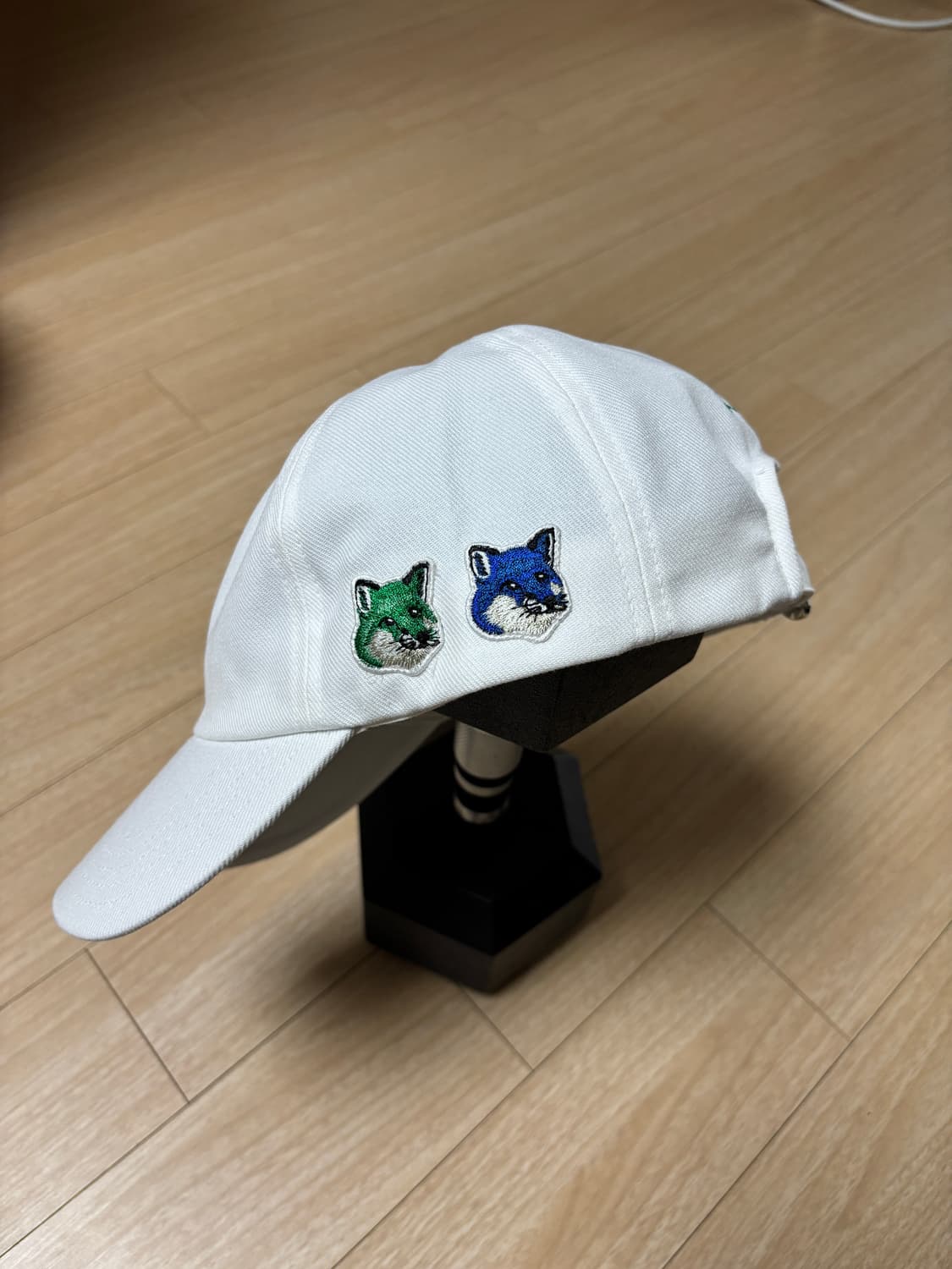 메종키츠네 볼캡 원가 20만원 상품이미지4