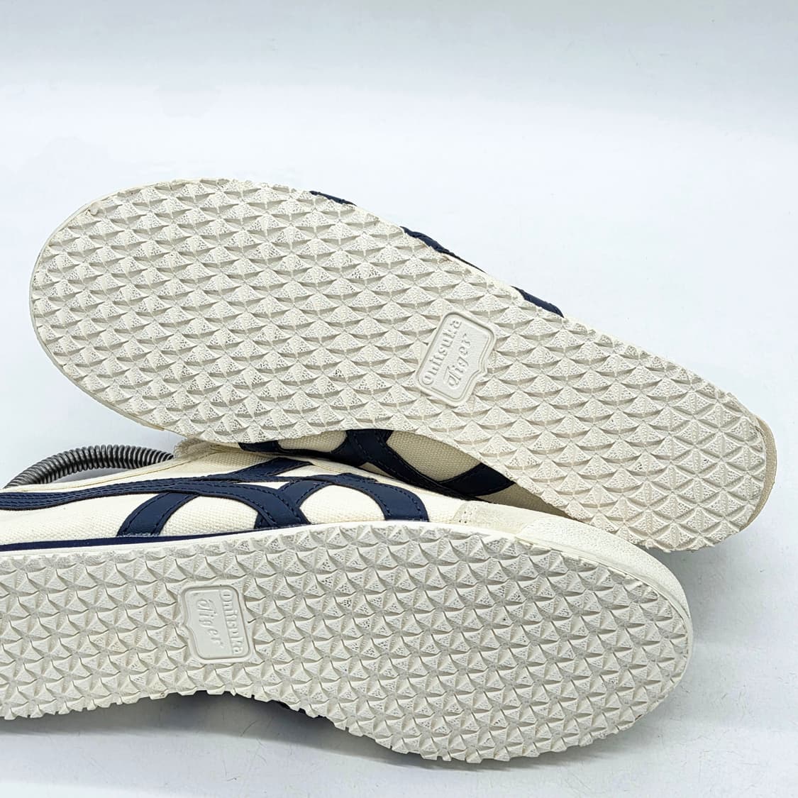 오니츠카 타이거 멕시코 66 슬립온 버치 미드나잇 (250) 상품이미지3