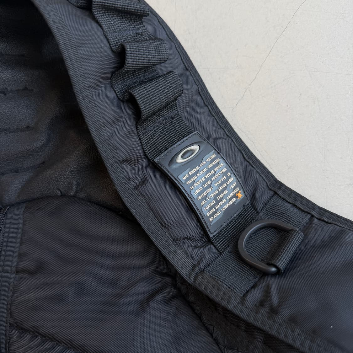 00s 오클리 아카이브 슬링백 상품이미지3