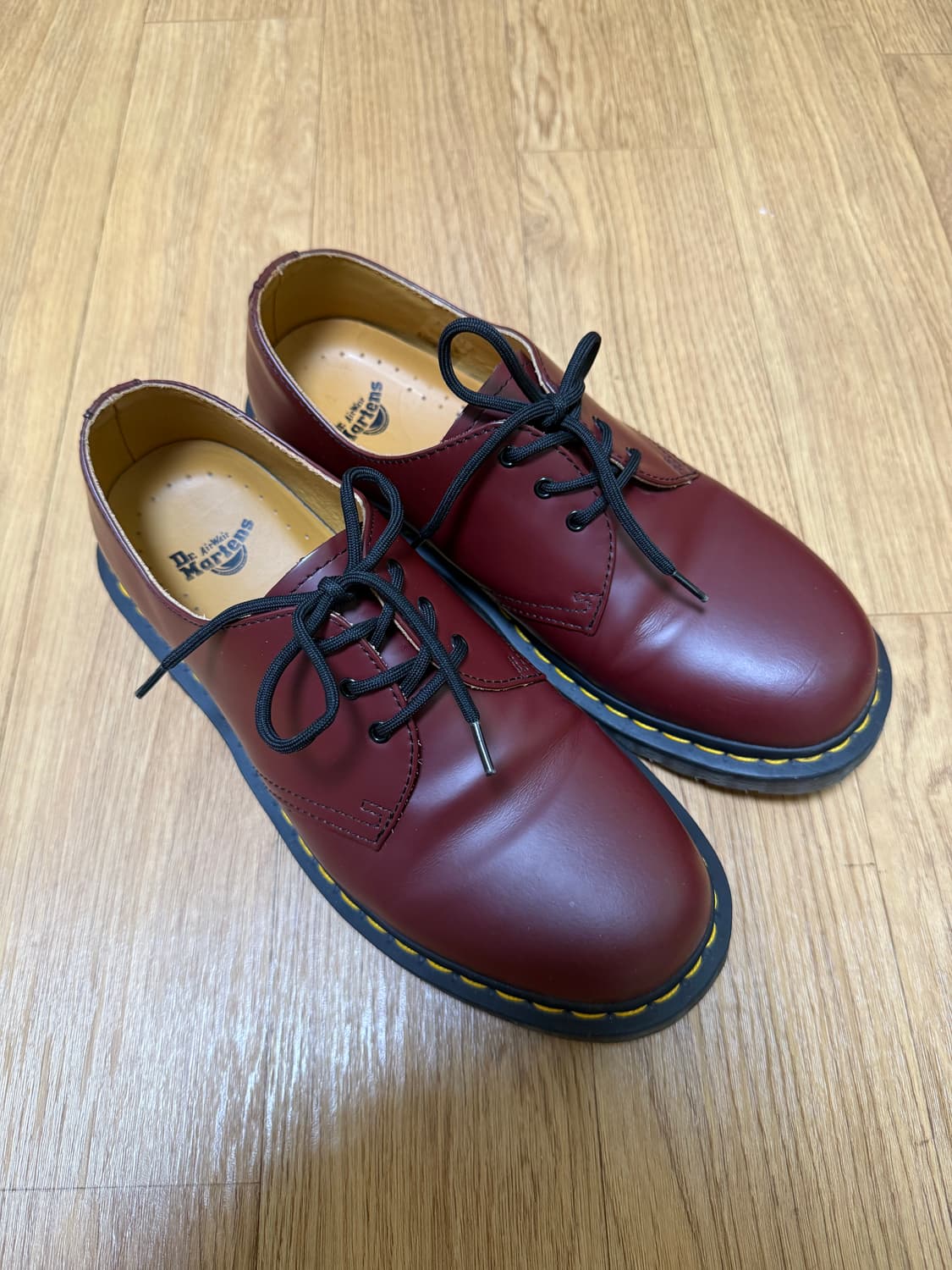 닥터마틴 1461 체리레드 상품이미지1