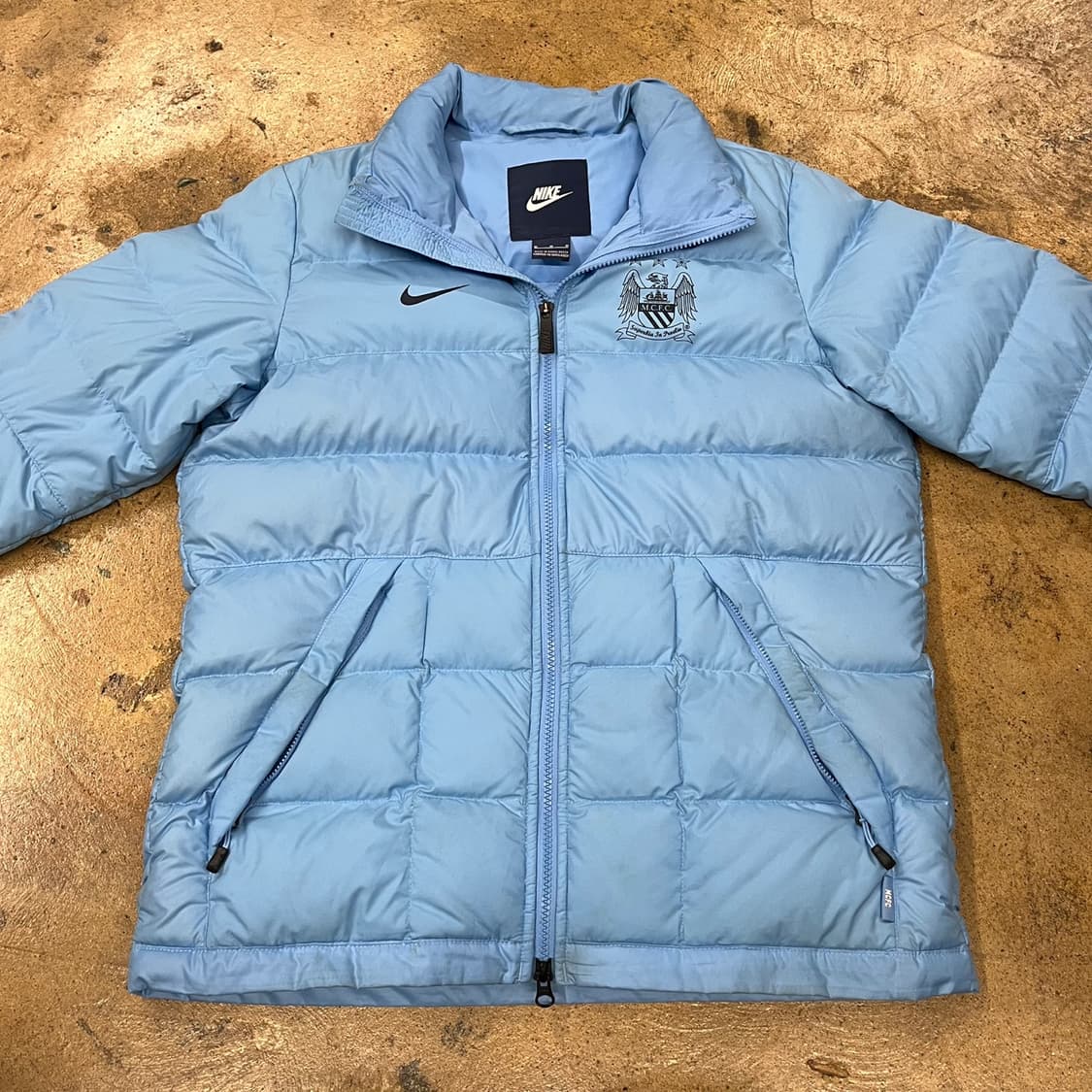 나이키 맨시티 하늘 숏패딩  상품이미지3
