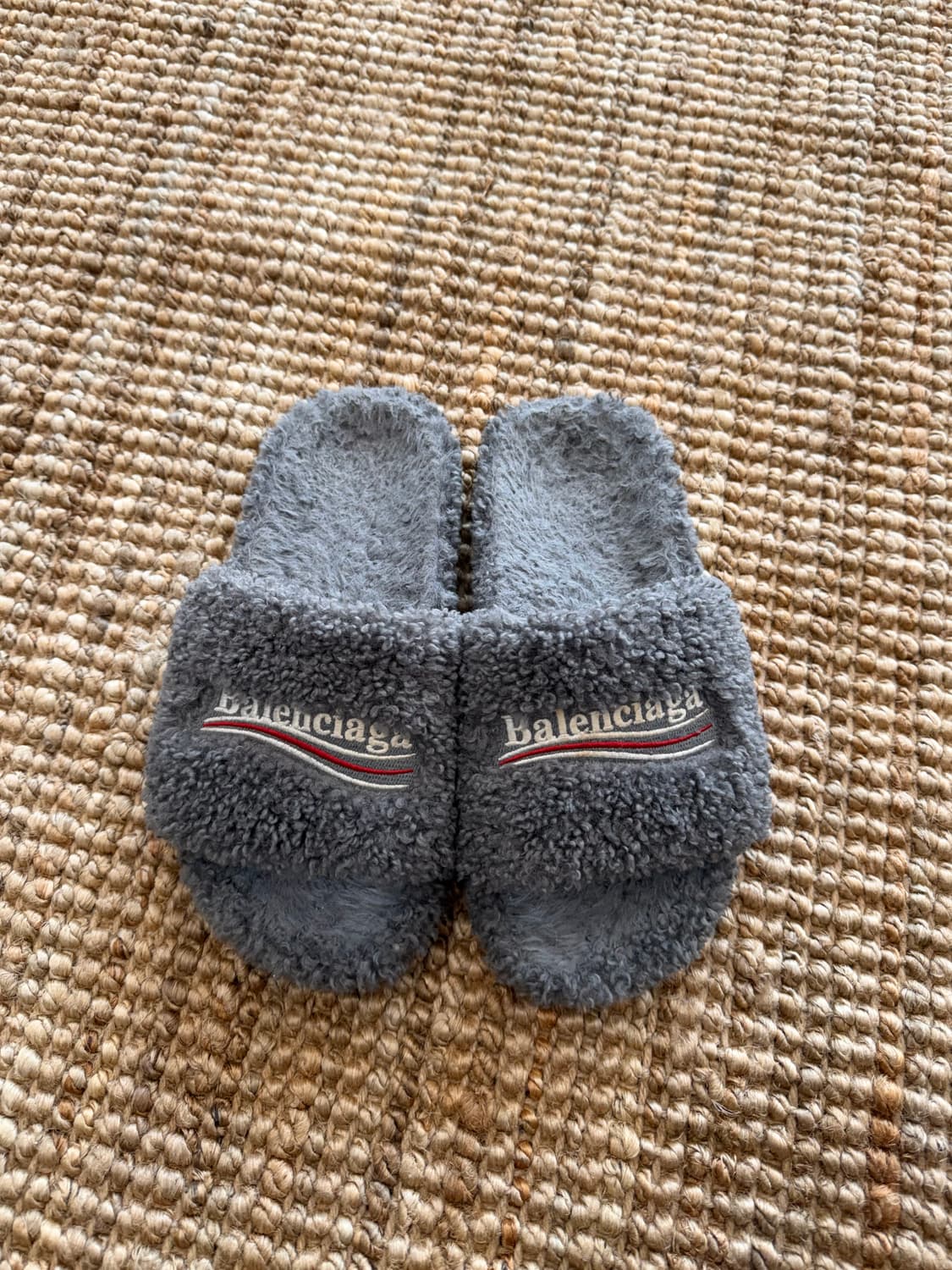 발렌시아가 퍼 슬리퍼 40 상품이미지2