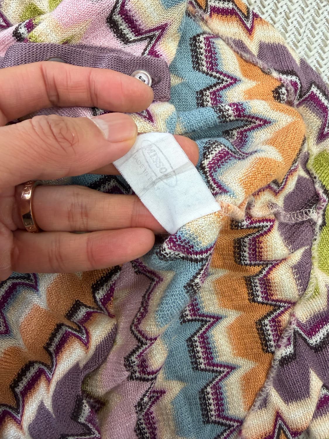 정품) 미쏘니 지그재그 패턴 여성 가디건 42 상품이미지8