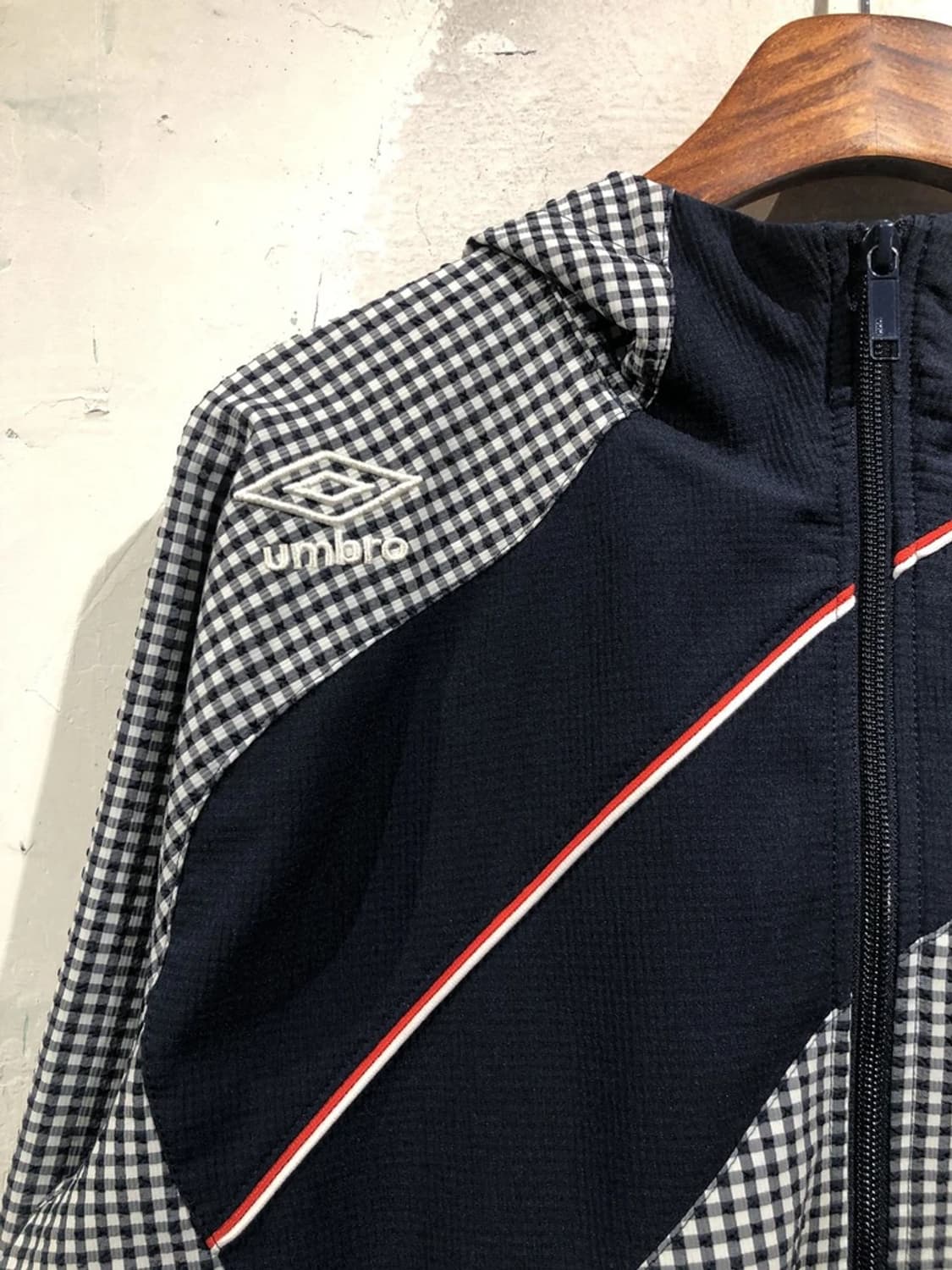 Umbro check hooded windbreaker 상품이미지2