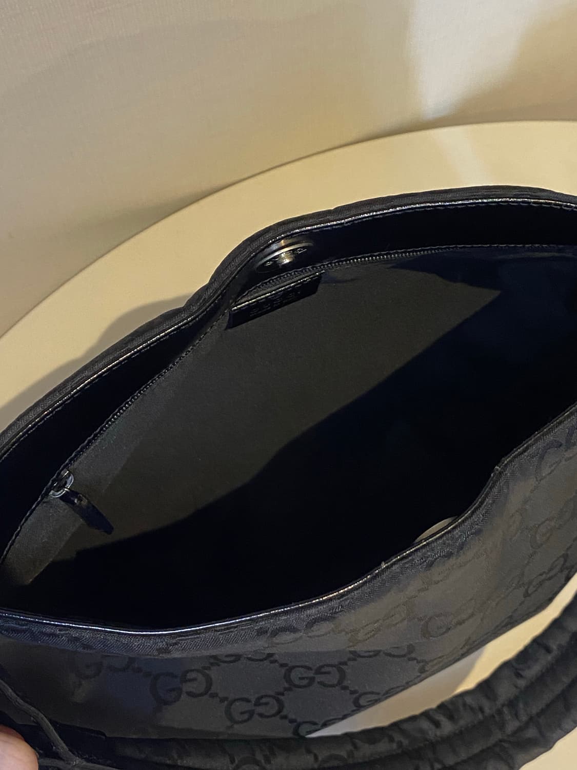 구찌 GG 나일론 숄더백 상품이미지9