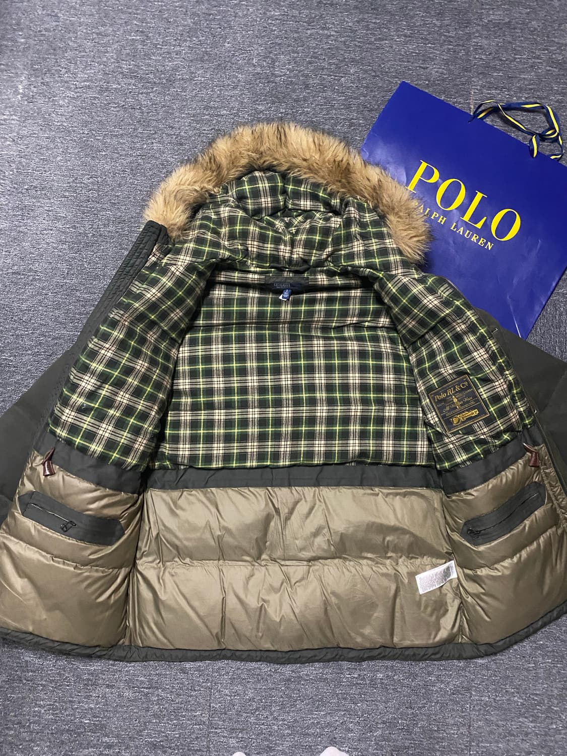 급처, 정가149만원 최신형QR 폴로 오일클로즈 덕다운 패딩 상품이미지4